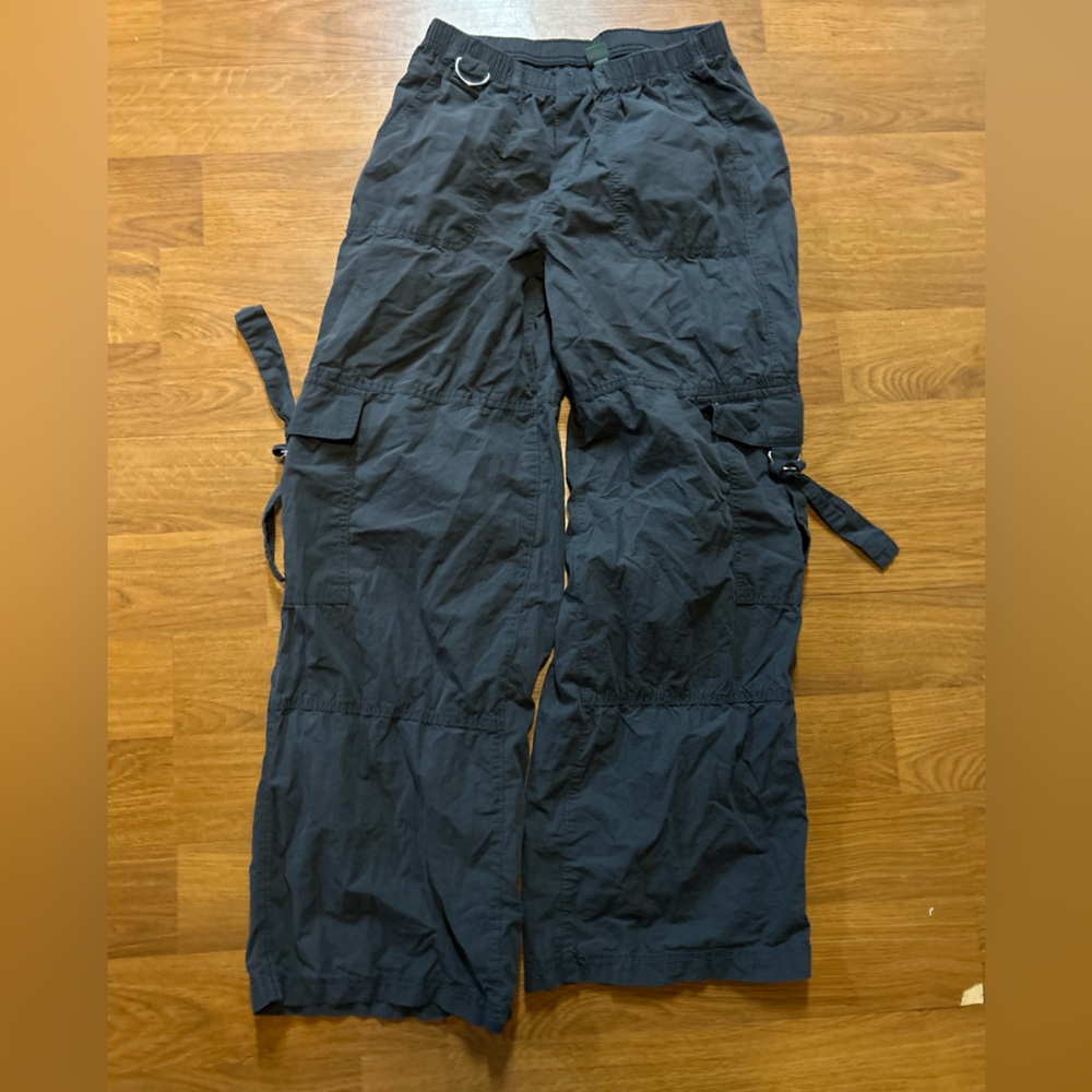 Wild Fable Mid-Rise Wide Leg Cargo Pants